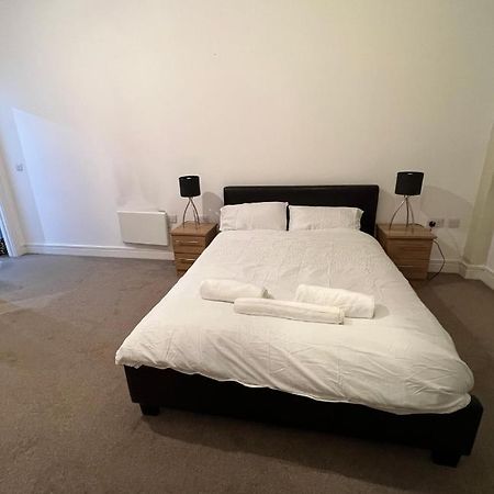 Bigkings Cosy 2 Bedroom Apartment With Free Parking In Central 맨체스터 외부 사진